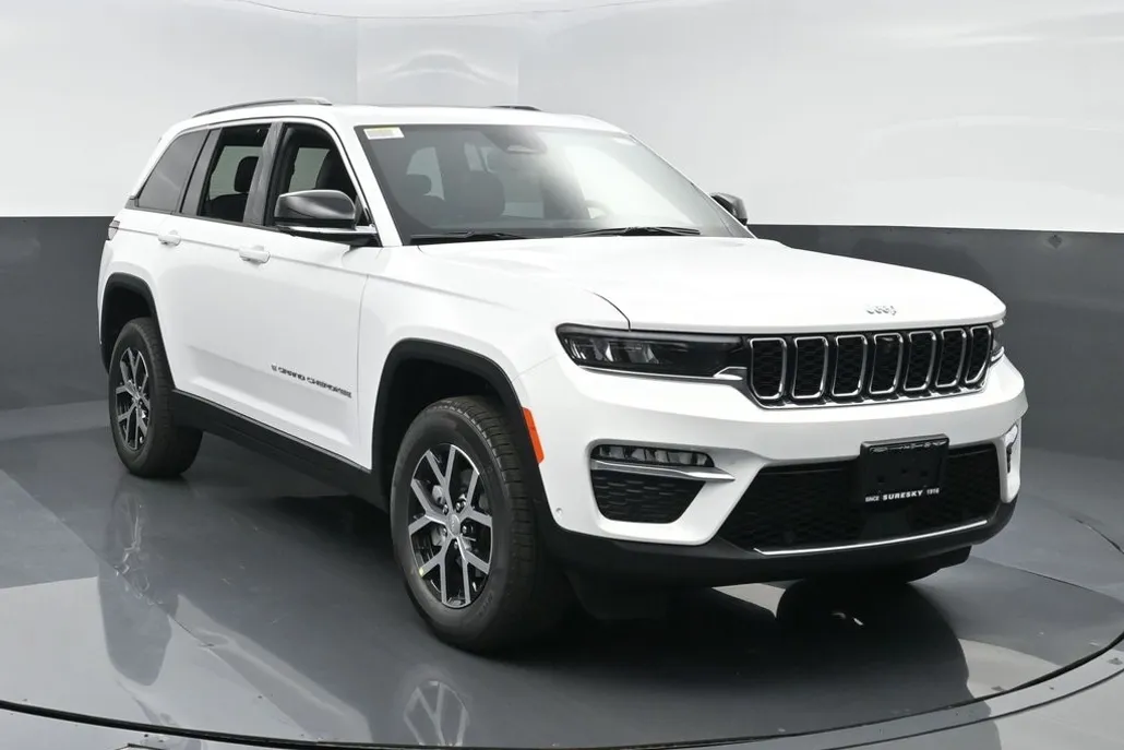 2025 Jeep Grand Cherokee Limited photo 1