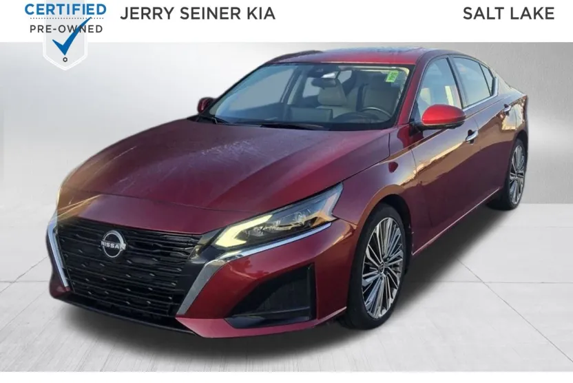 2024 Nissan Altima 2.5 SL photo 1