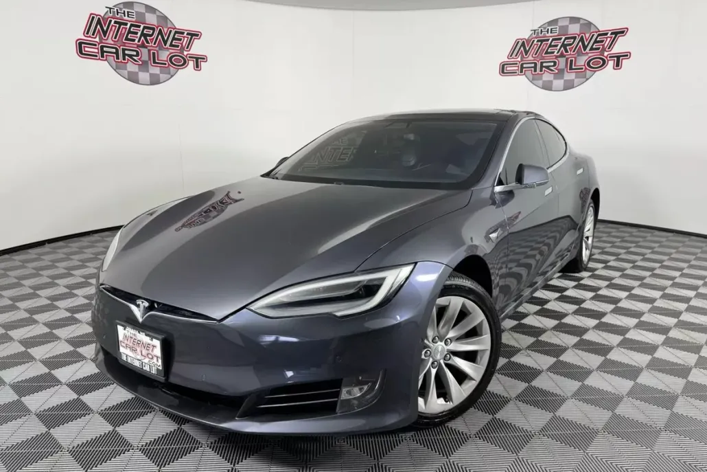 2017 Tesla Model S 90D photo 1