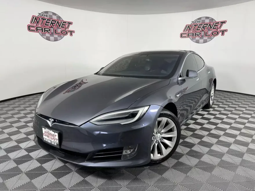 2017 Tesla Model S 90D photo 1