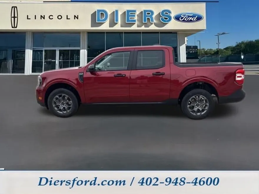 2025 Ford Maverick XLT photo 1