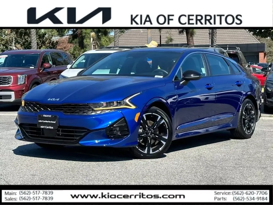 2024 Kia K5 GT-Line photo 1