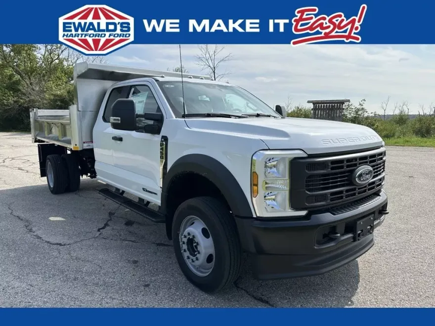 2024 Ford F-450 photo 1
