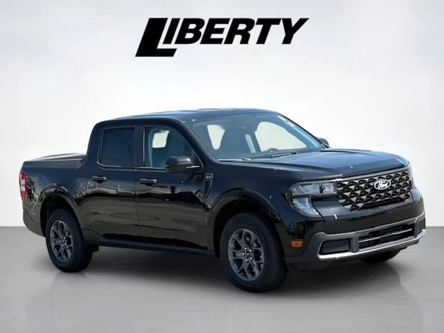 2025 Ford Maverick XLT photo 1