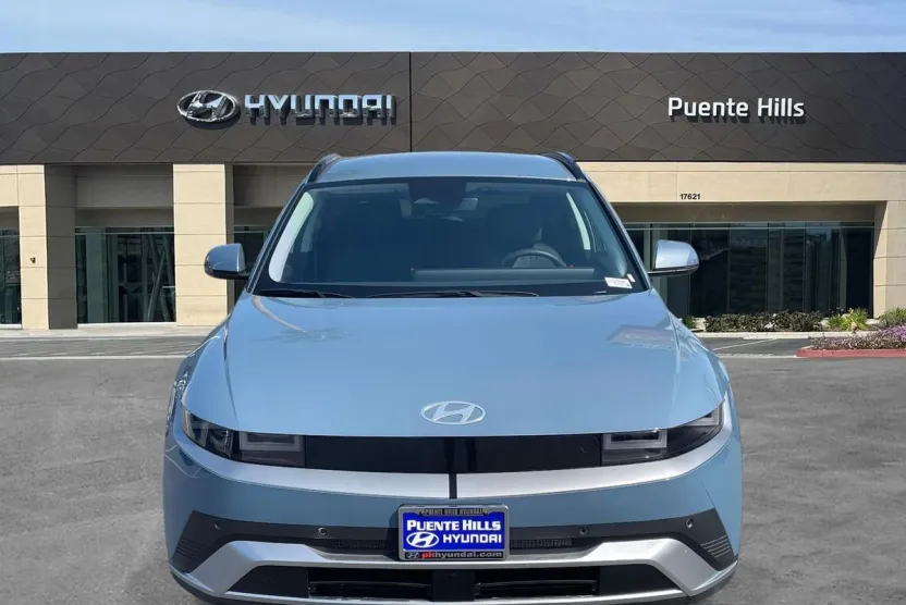 2025 Hyundai Ioniq 5 SEL photo 1
