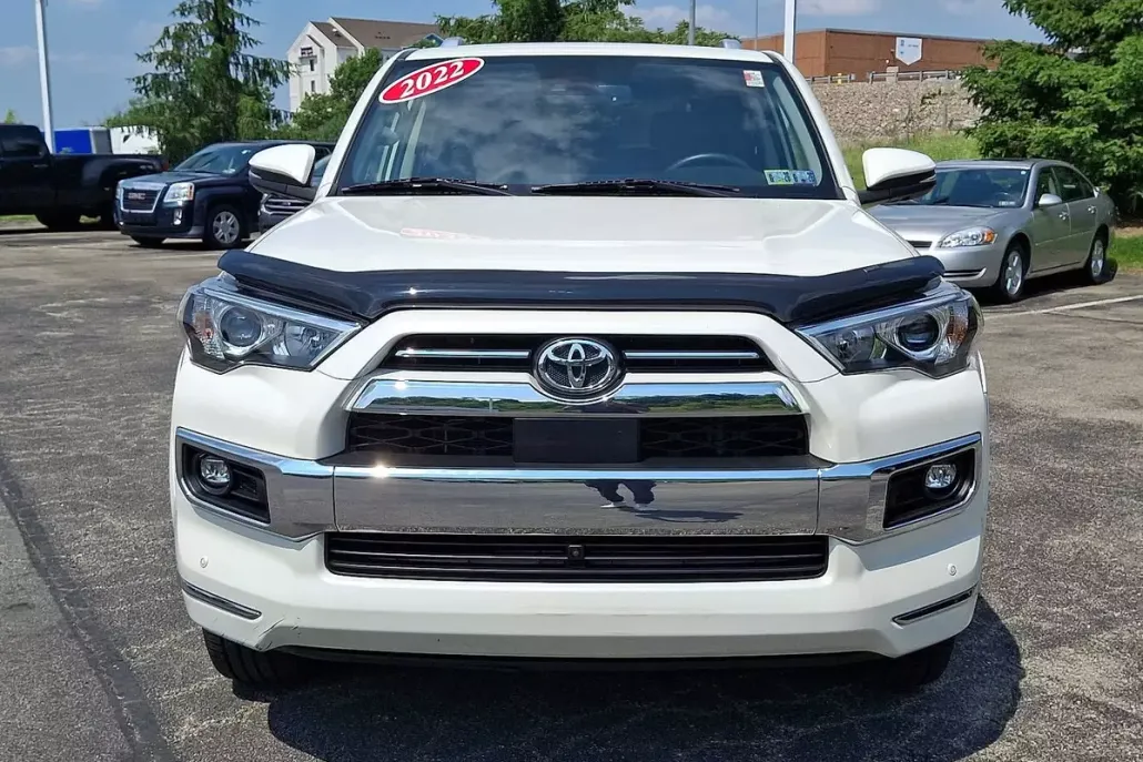 2022 Toyota 4Runner Limited photo 1