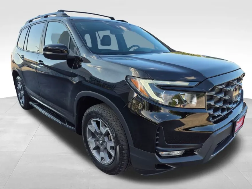 2022 Honda Passport TrailSport photo 1