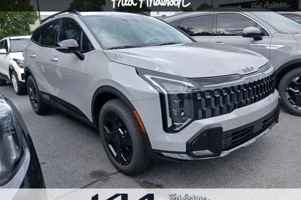 2026 Kia Sportage X-Line photo 1