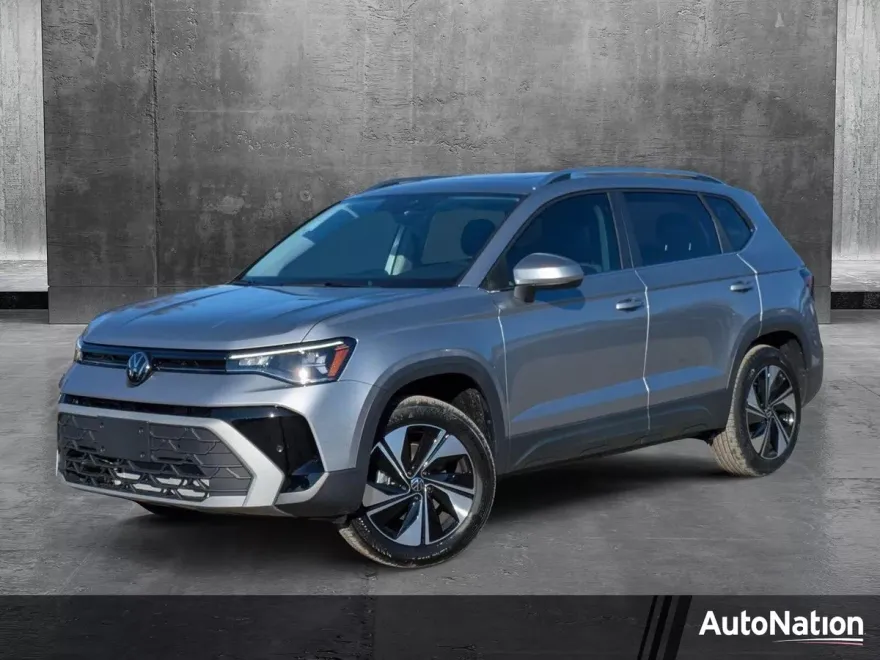 2025 Volkswagen Taos SE photo 1