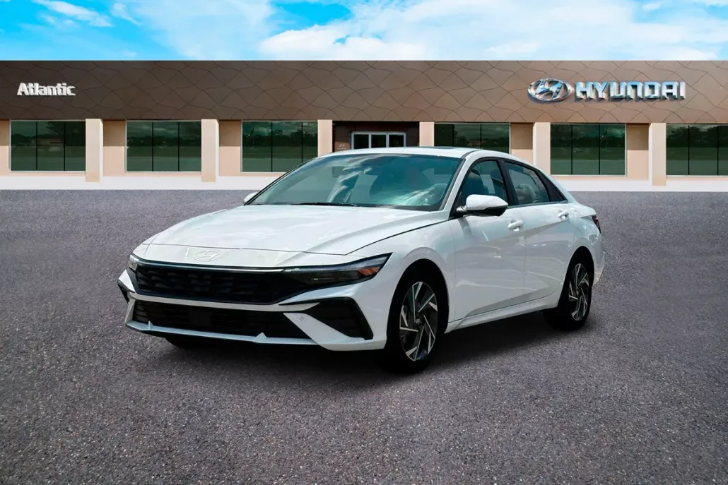2025 Hyundai Elantra Limited photo 1