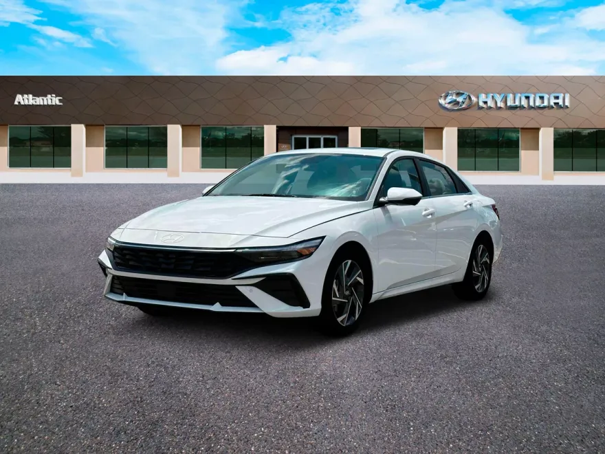 2025 Hyundai Elantra Limited photo 1