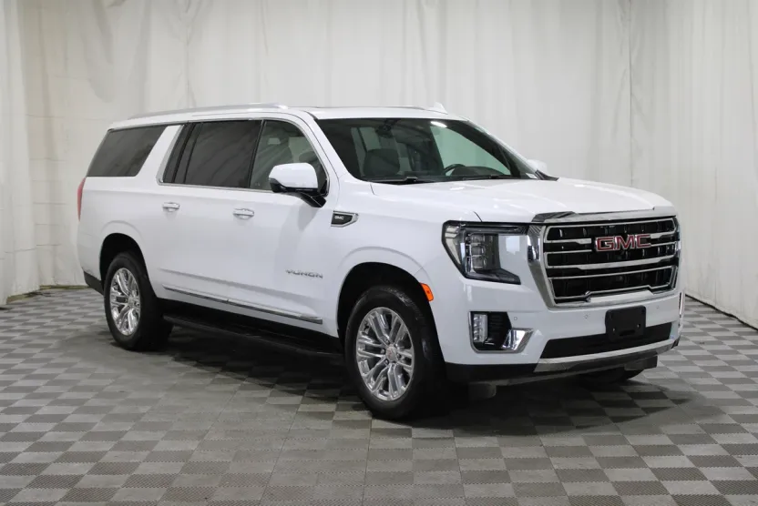 2021 Gmc Yukon XL SLT photo 1