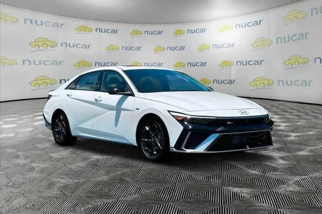 2025 Hyundai Elantra N Line photo 1