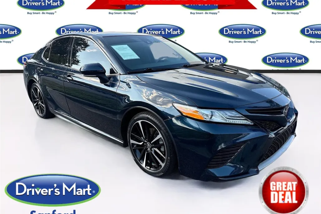2020 Toyota Camry XSE photo 1