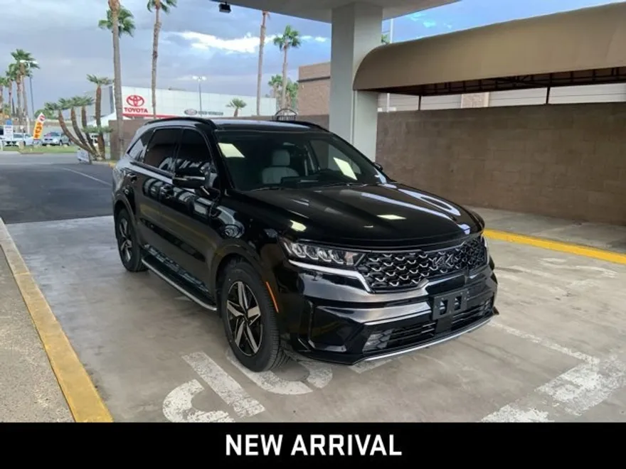 2022 Kia Sorento EX photo 1