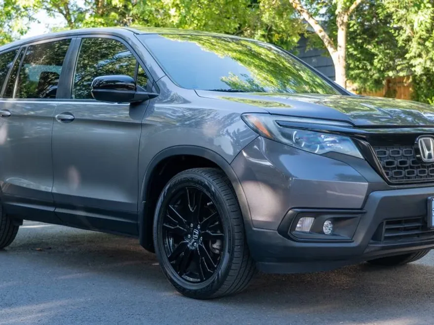 2019 Honda Passport Sport photo 1
