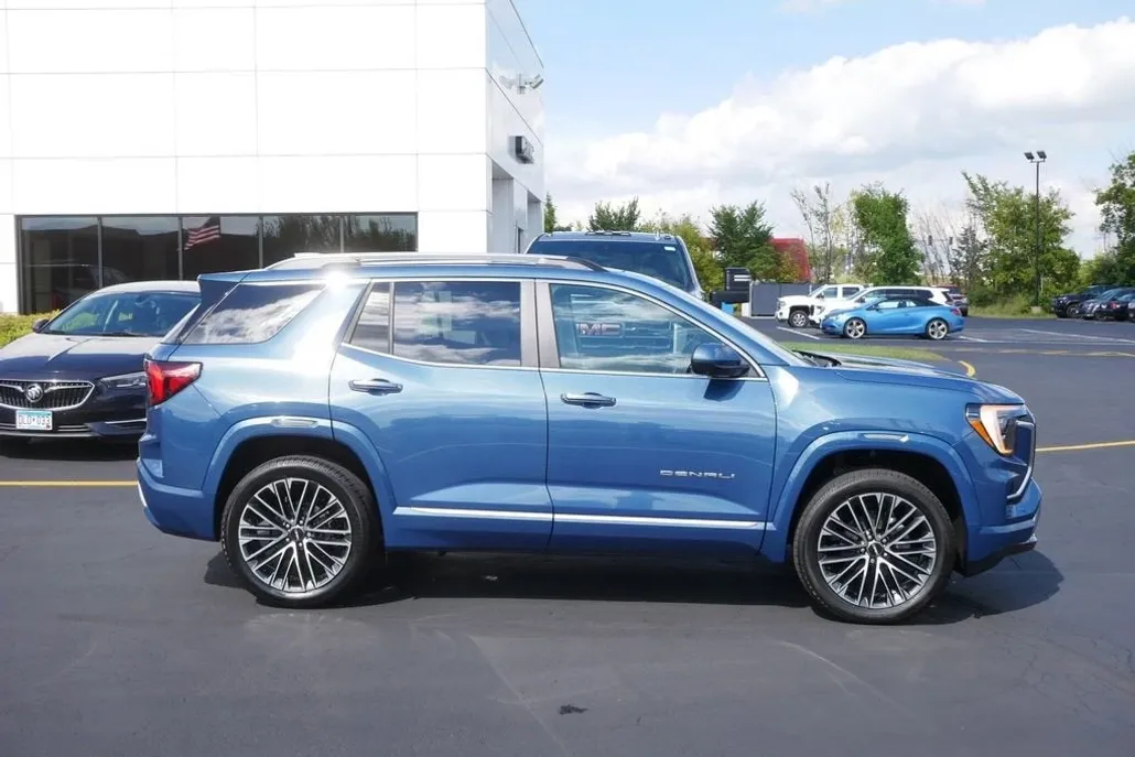 2026 Gmc Terrain Denali photo 1