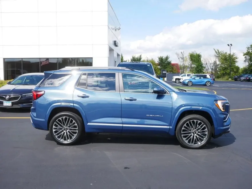2026 Gmc Terrain Denali photo 1