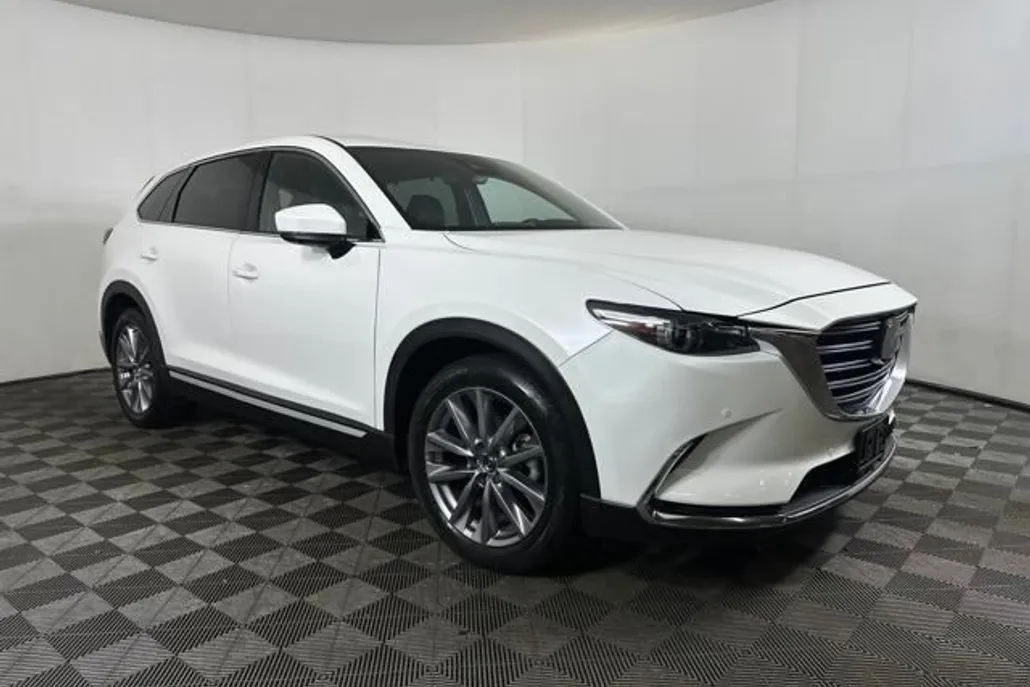 2023 Mazda CX-9 Grand Touring photo 1