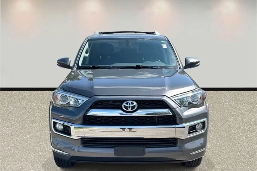 2017 Toyota 4Runner Limited photo 1