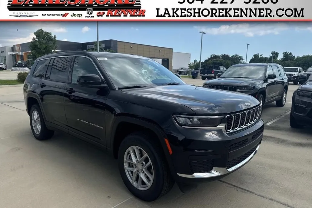 2025 Jeep Grand Cherokee Laredo Altitude photo 1
