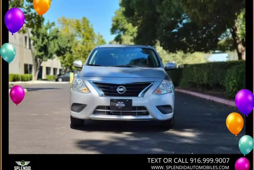 2016 Nissan Versa Sedan photo 1