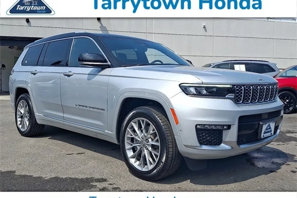 2023 Jeep Grand Cherokee L Summit photo 1