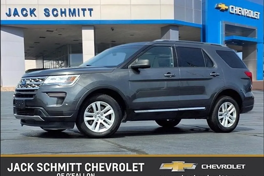 2018 Ford Explorer XLT photo 1
