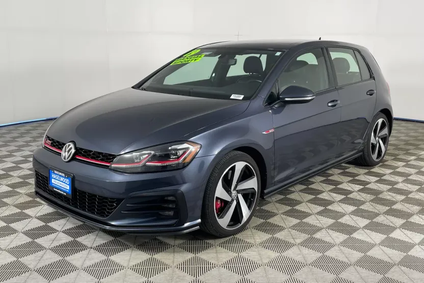 2019 Volkswagen Golf GTI photo 1