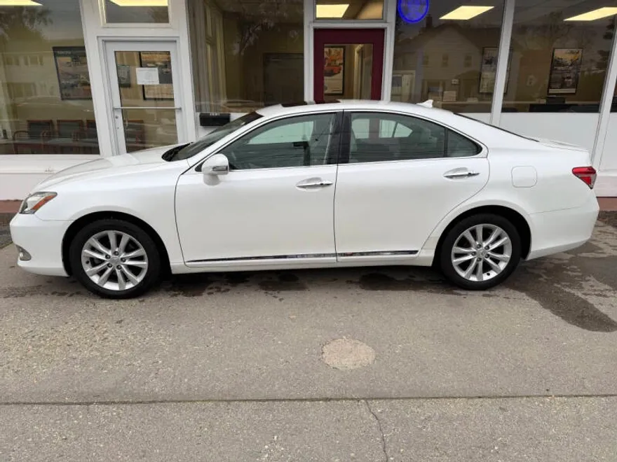 2010 Lexus ES 350 photo 1