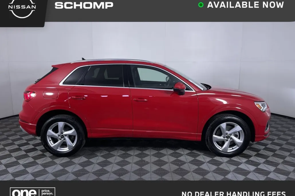 2022 Audi Q3 Premium Plus 40 TFSI photo 1