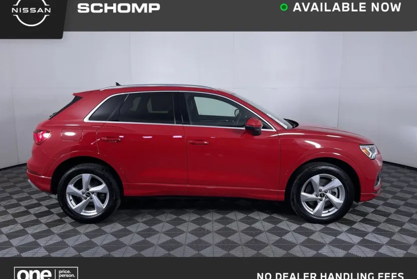 2022 Audi Q3 Premium Plus 40 TFSI photo 1