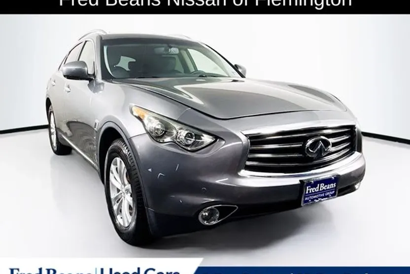 2014 Infiniti QX70 Base photo 1