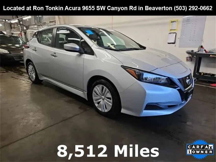 2022 Nissan Leaf S photo 1