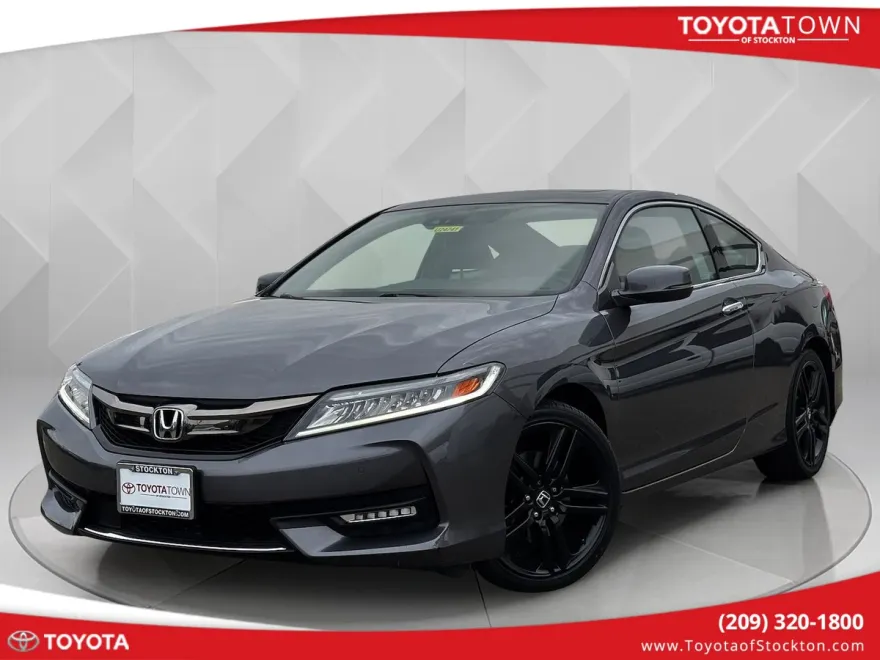 2016 Honda Accord Touring photo 1