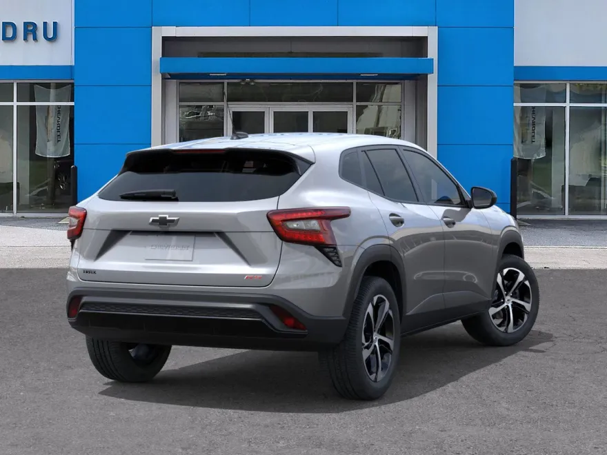 2025 Chevrolet Trax photo 1