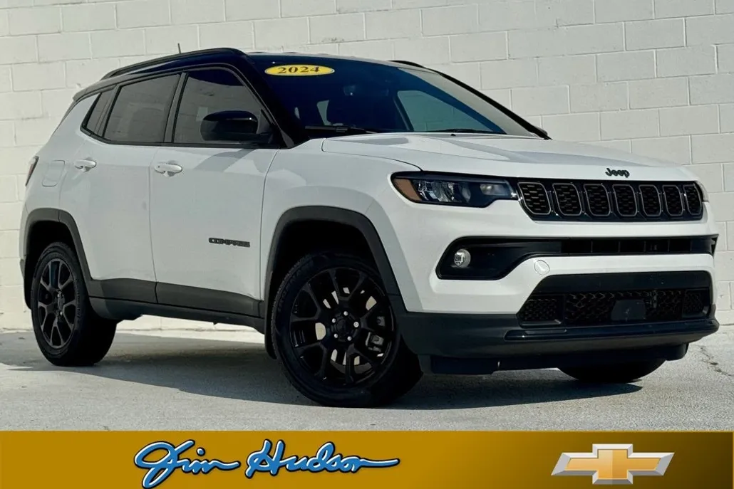 2024 Jeep Compass Latitude photo 1