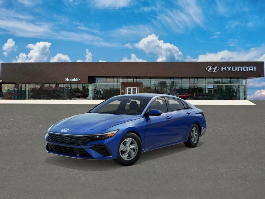 2025 Hyundai Elantra SE photo 1