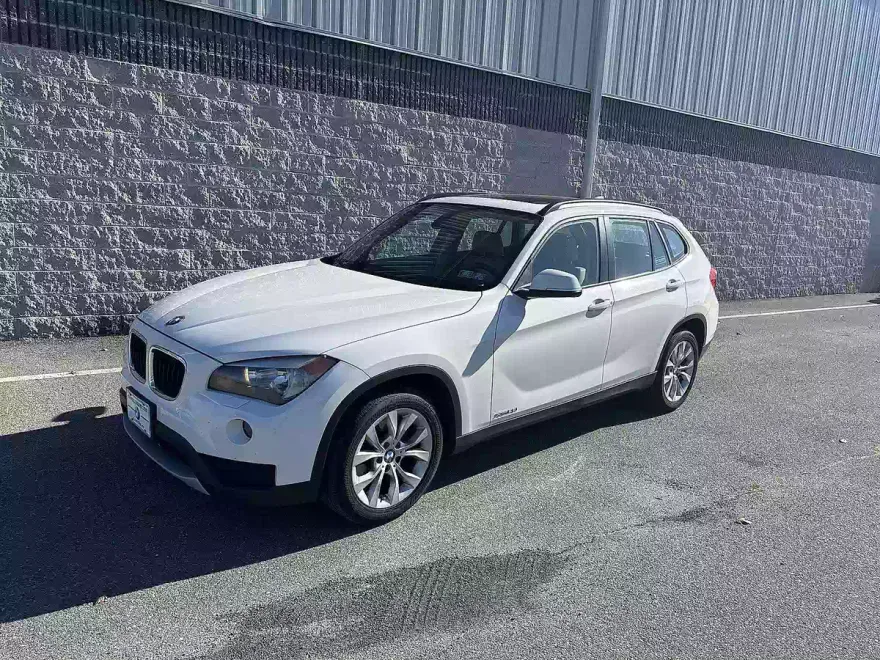 2013 Bmw X1 XDrive28i photo 1