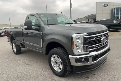 2025 Ford F-250 XLT photo 3