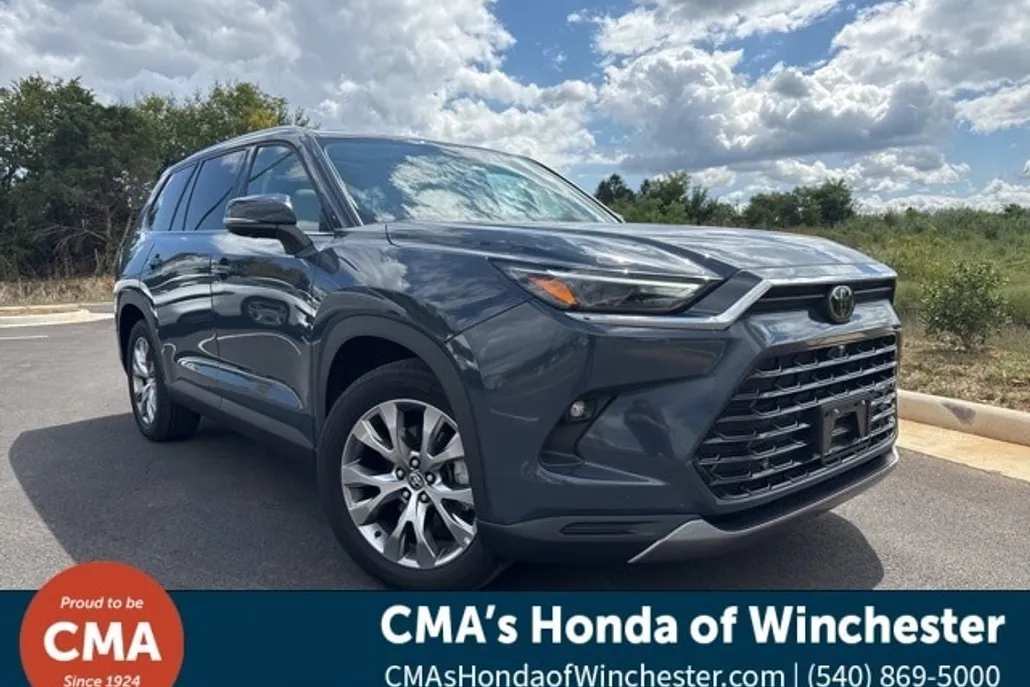 2024 Toyota Grand Highlander Limited photo 1