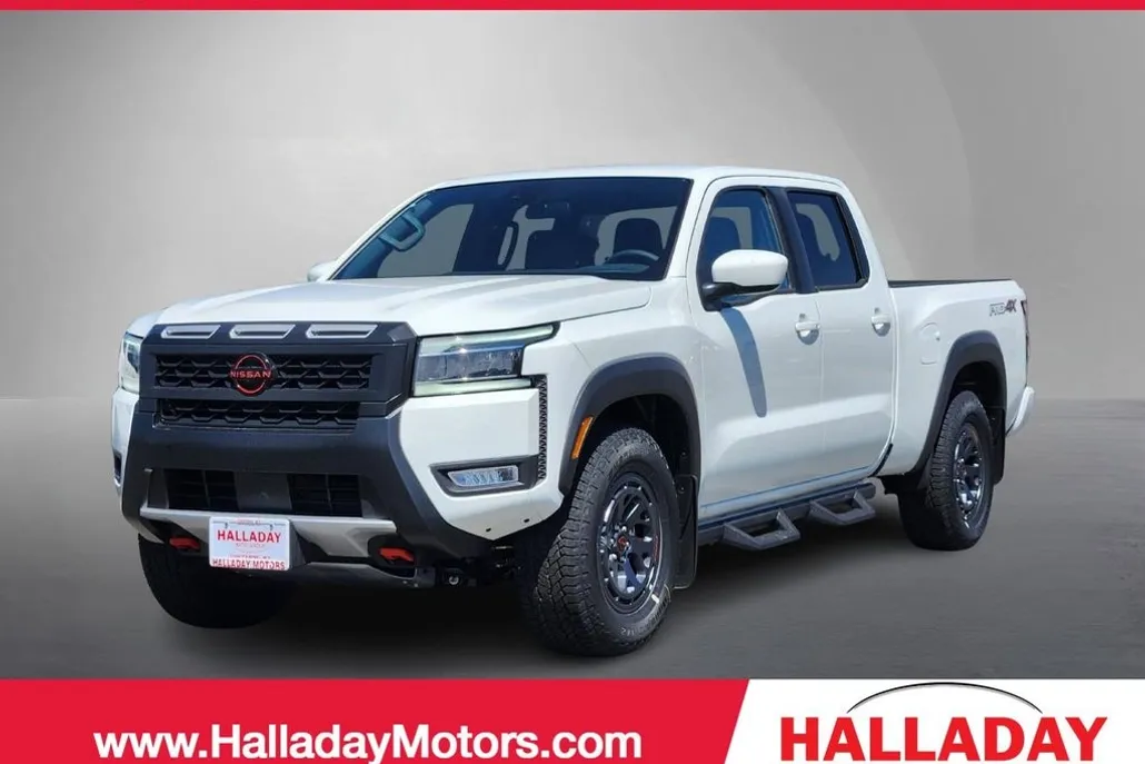 2025 Nissan Frontier Crew Cab PRO-4X photo 1