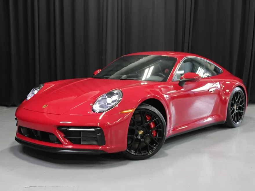 2024 Porsche 911 4 GTS photo 1