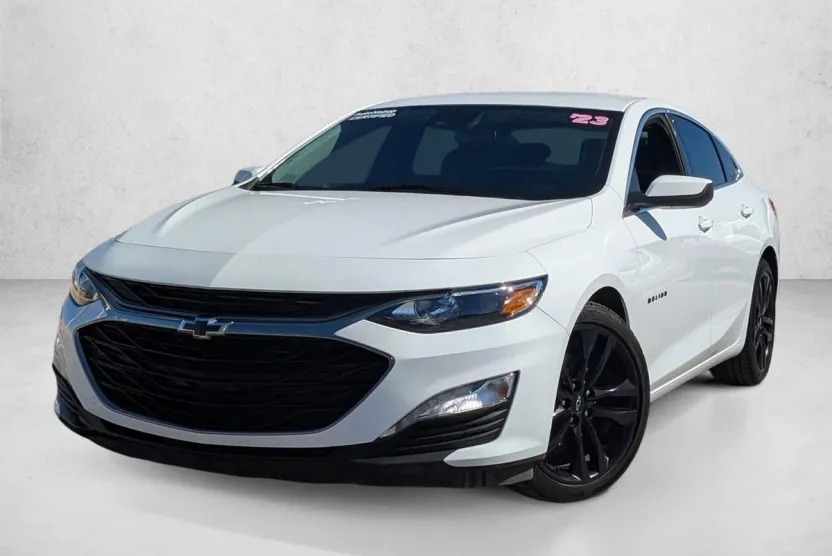2023 Chevrolet Malibu 1LT photo 1