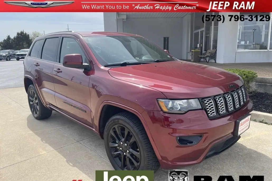 2022 Jeep Cherokee Laredo X photo 1