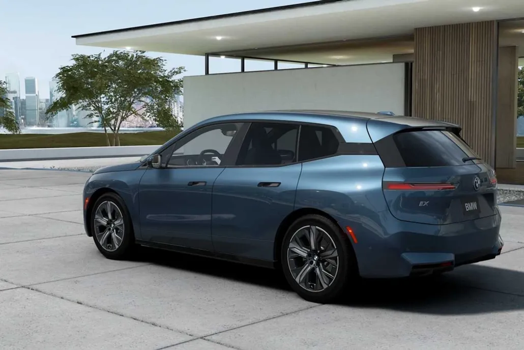 2026 Bmw iX photo 1