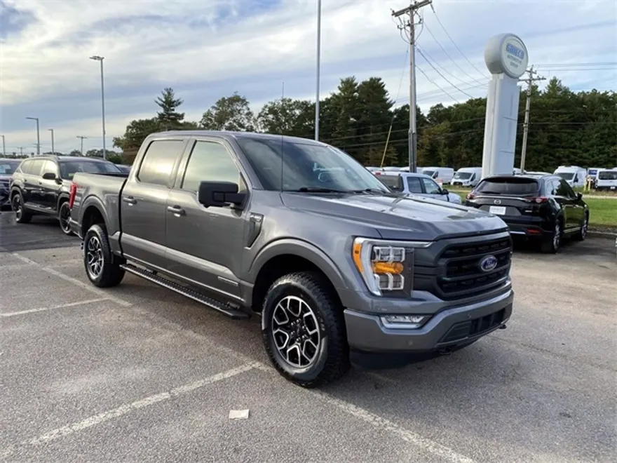 2021 Ford F-150 XLT photo 1