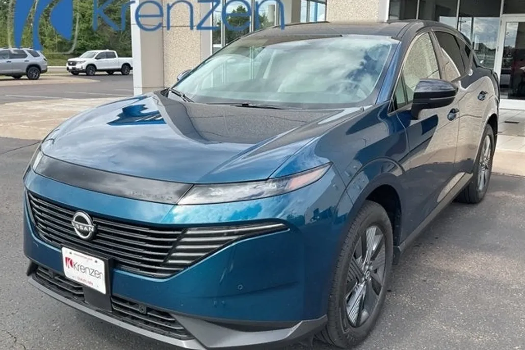 2025 Nissan Murano SL photo 1