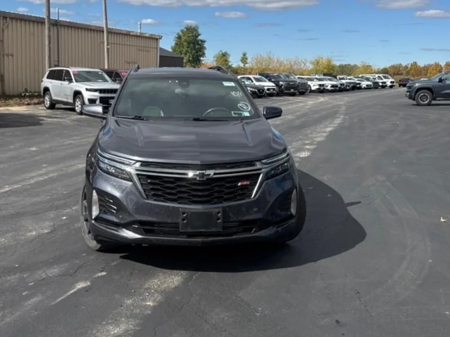 2022 Chevrolet Equinox RS photo 1