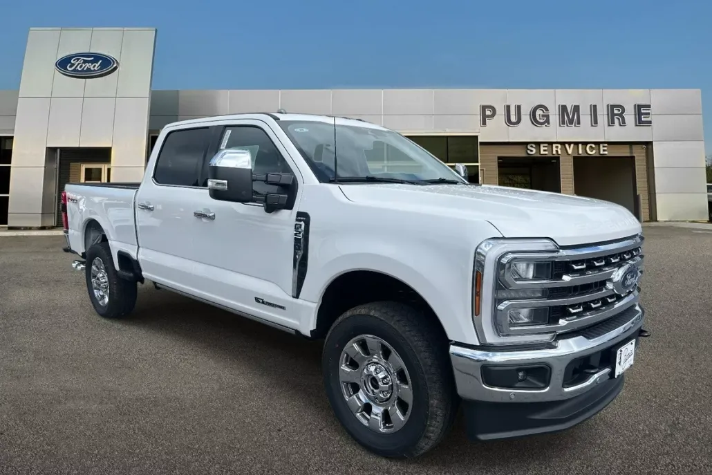 2025 Ford F-250 Lariat photo 1